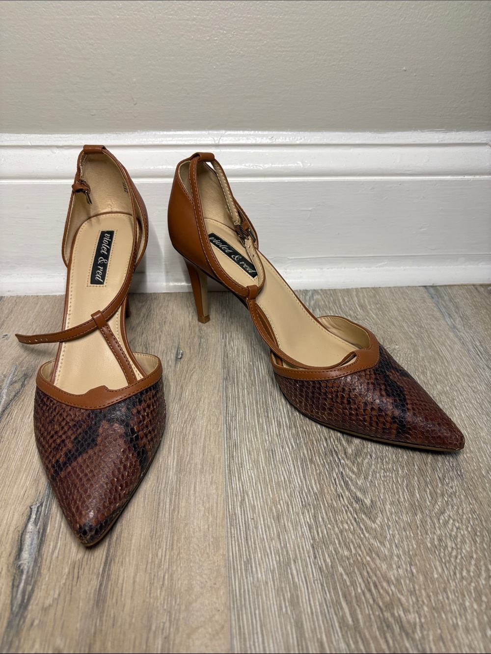 Violet & Red Pointed-Toe Brown Snake-Print Leather Pumps with TStrap